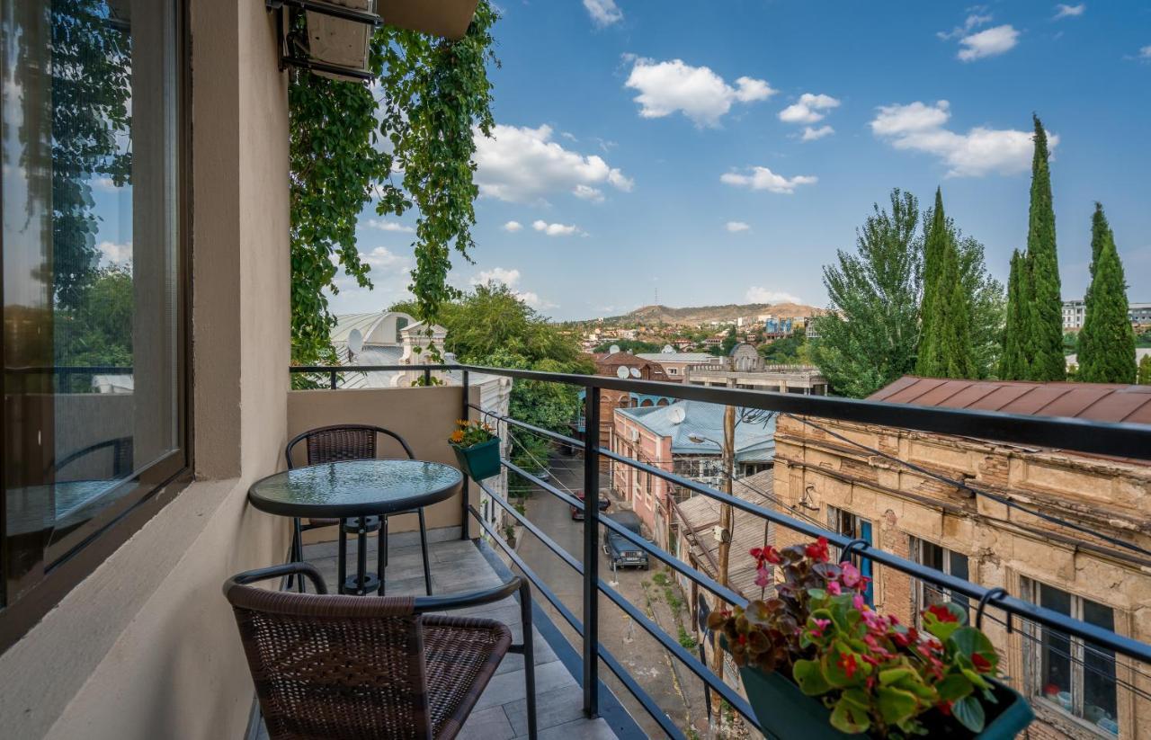 Hotel Constant Tbilisi Exterior foto